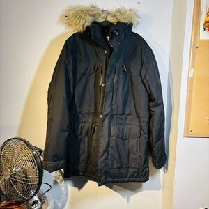 Fjallraven Yupik (Nuuk) Parka Men’s Medium Jacket